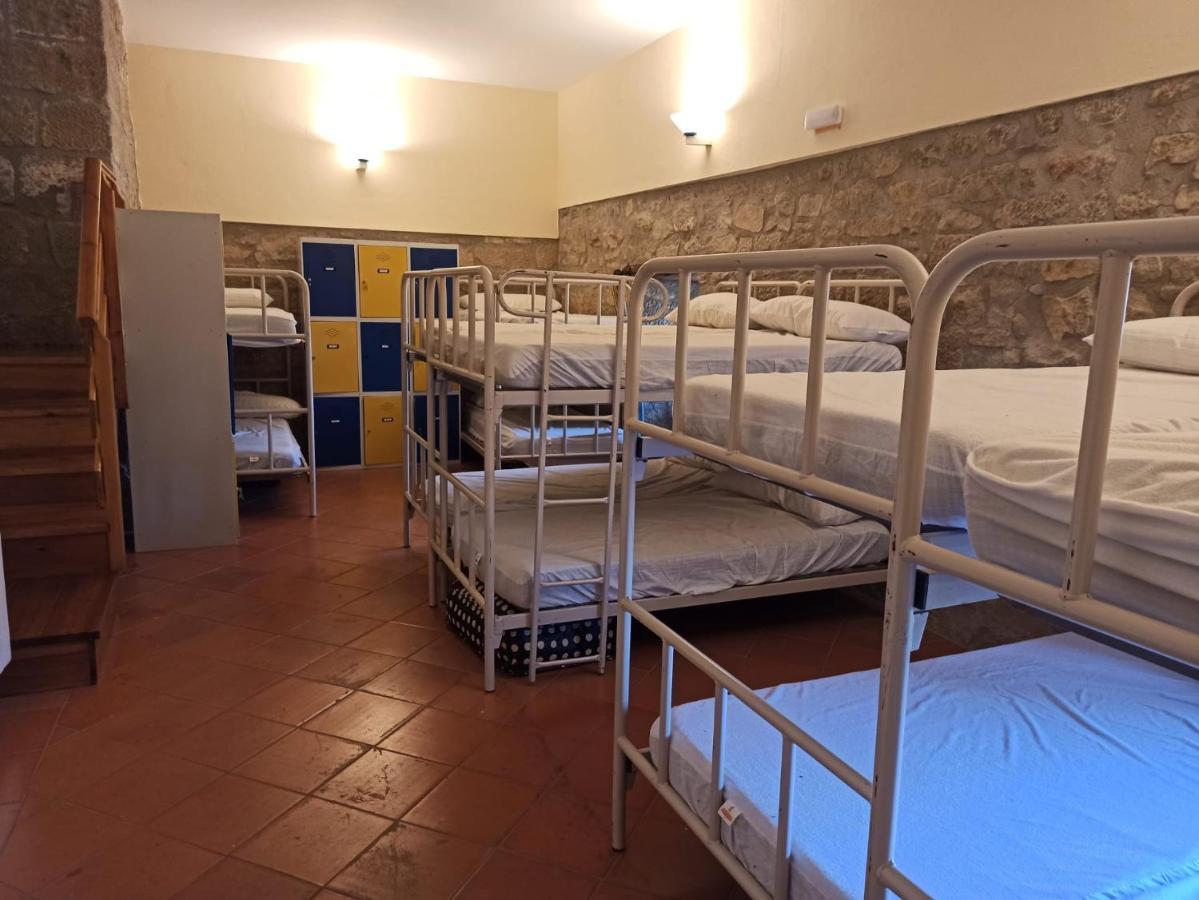 Albergue De Sos del Rey Católico Eksteriør bilde